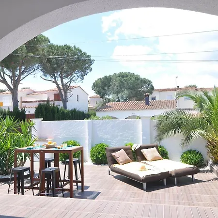 Villa Casa Chic Con Piscina Privada Y Wi-fi - Hisp-7-80